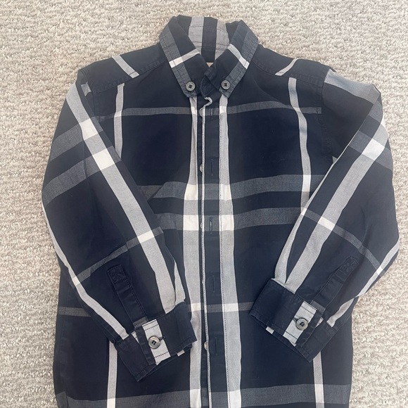 VGUC Burberry black plaid button down shirt - size 3Y